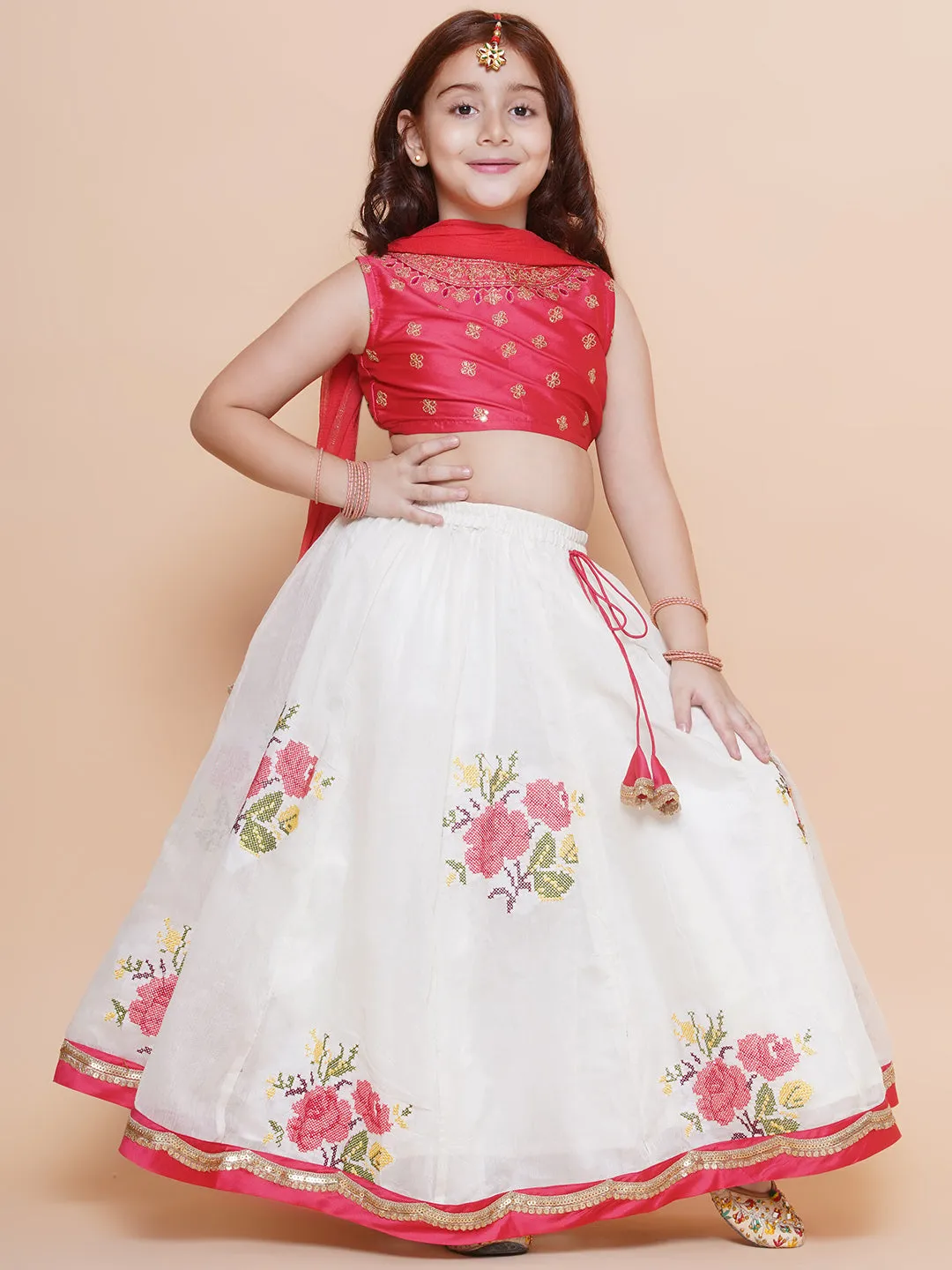 Jashvi Girls Peach embroidered choli & floral embroidered Design Lehenga With Dupatta