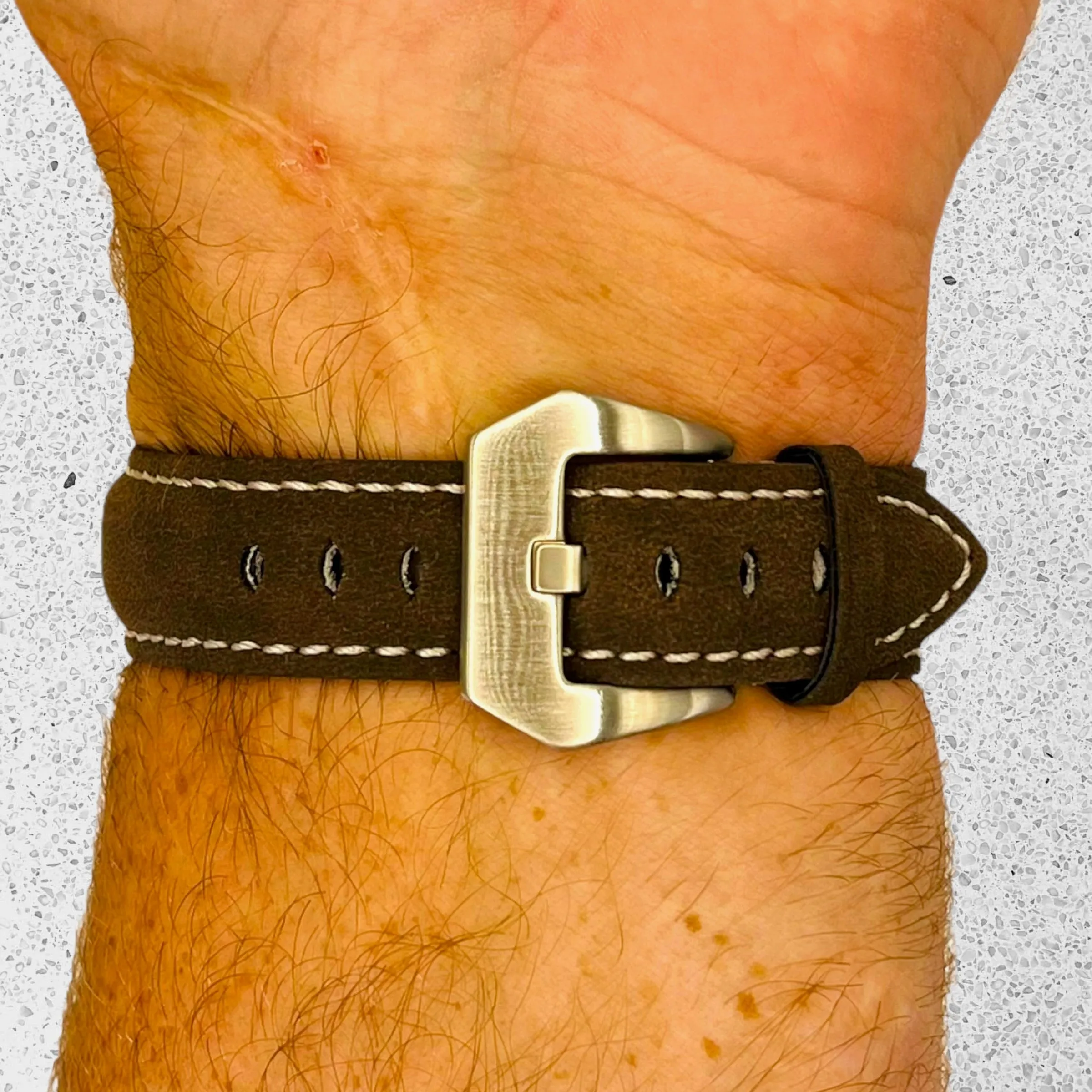 Retro Leather Straps Compatible with the Fossil Hybrid Range