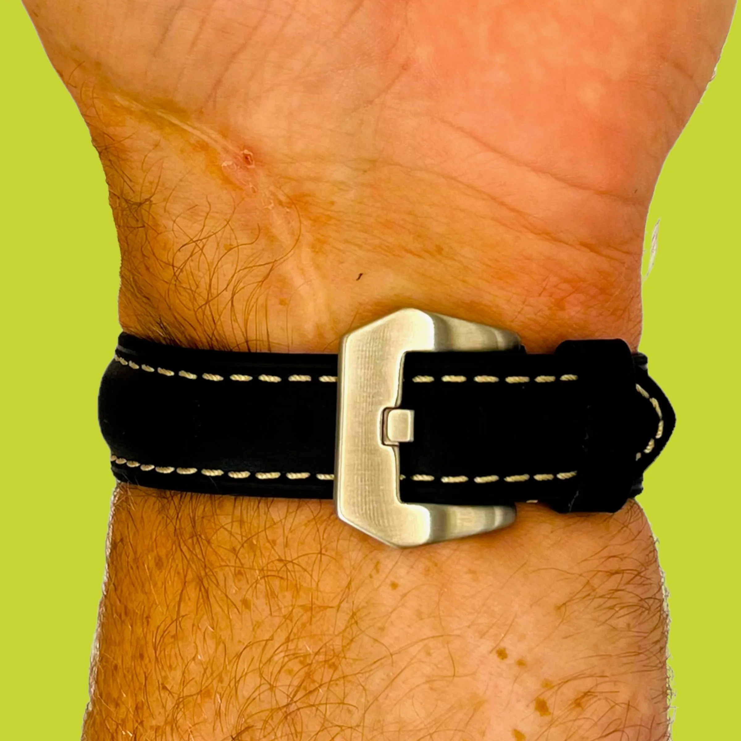 Retro Leather Straps Compatible with the Fossil Hybrid Range