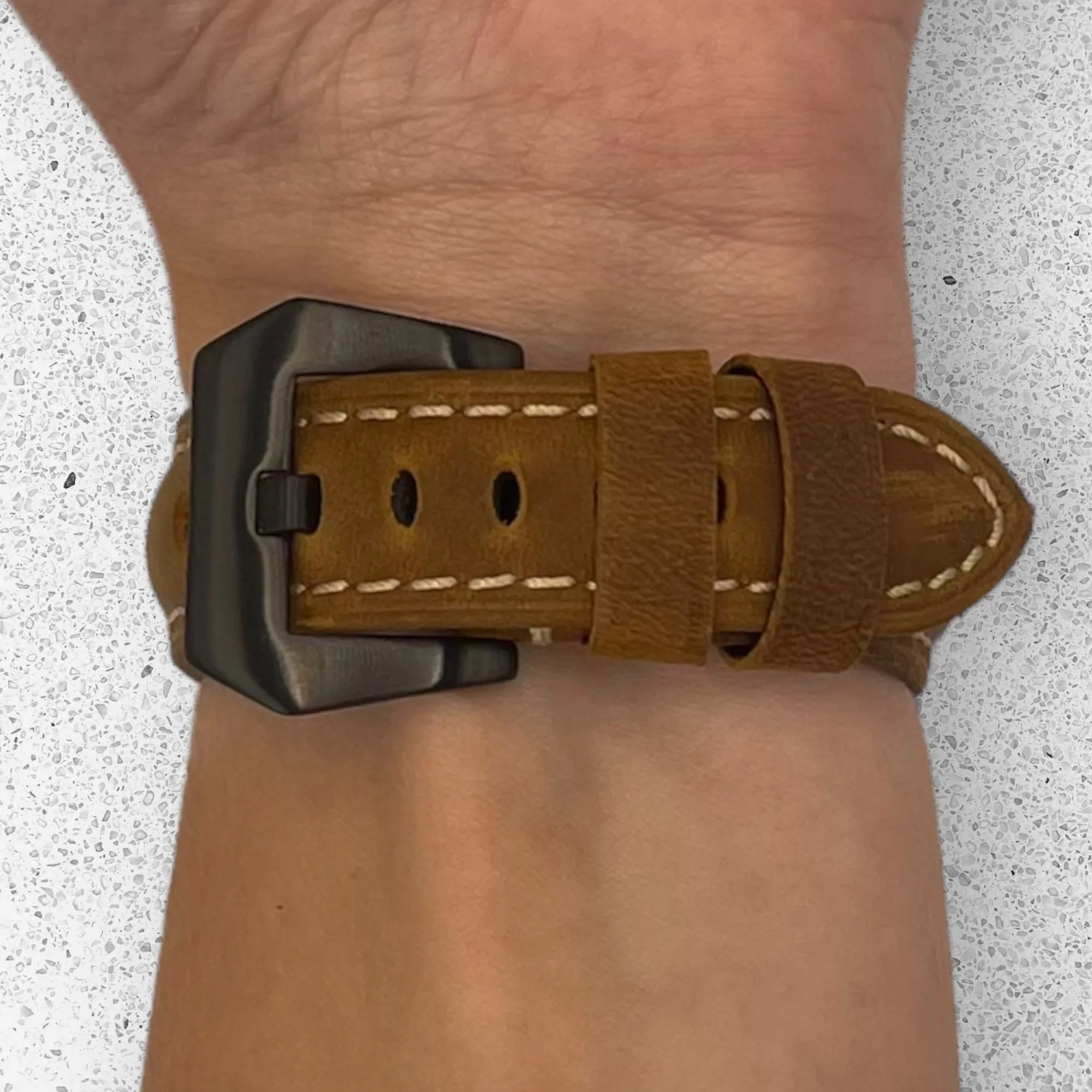 Retro Leather Straps Compatible with the Fossil Hybrid Range