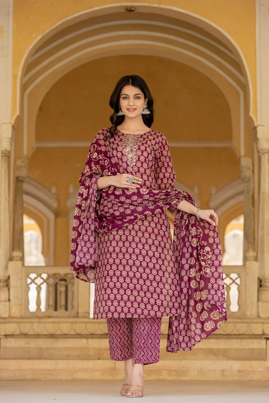 Varanga Women Printed Purple Round Neck Kurta With Printed Bottom And Dupatta