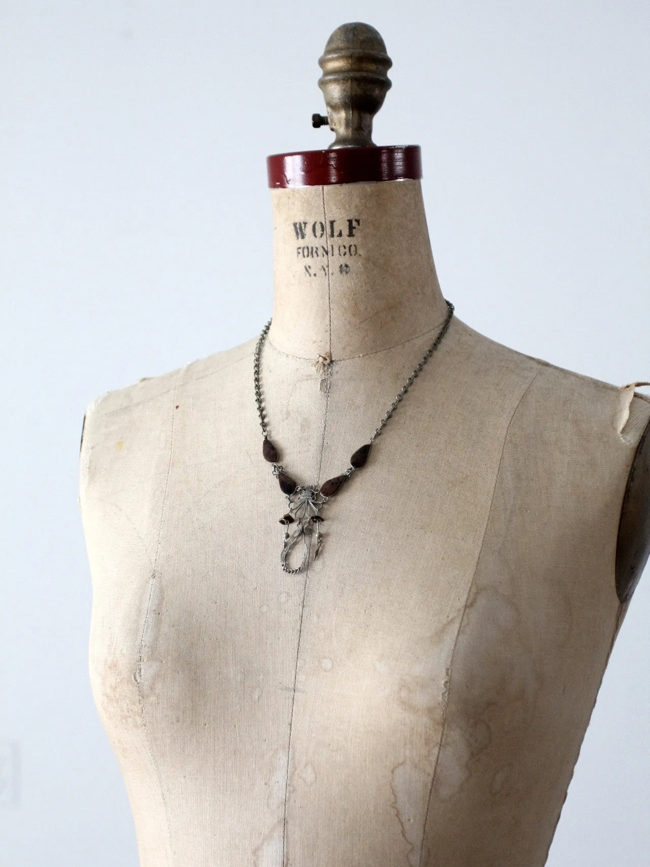 vintage 70s filigree and stone necklace